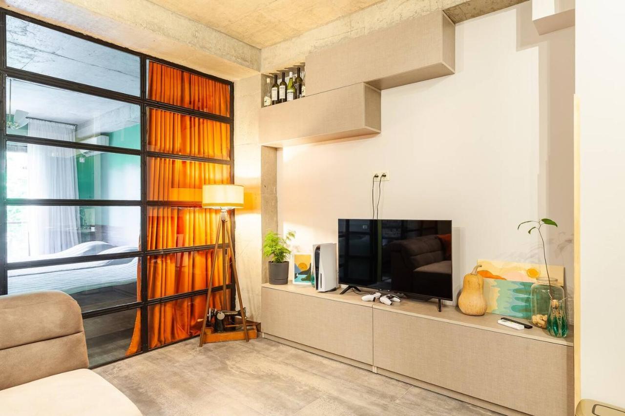 Veli Group Apartment Near White Bridge ° Kutaissi Exterior foto